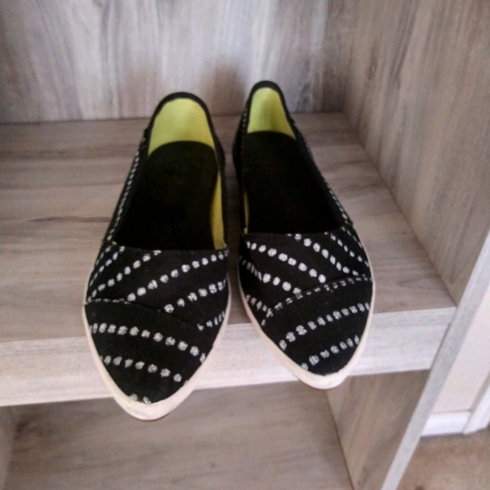 Sanuk Kat Prowl flats